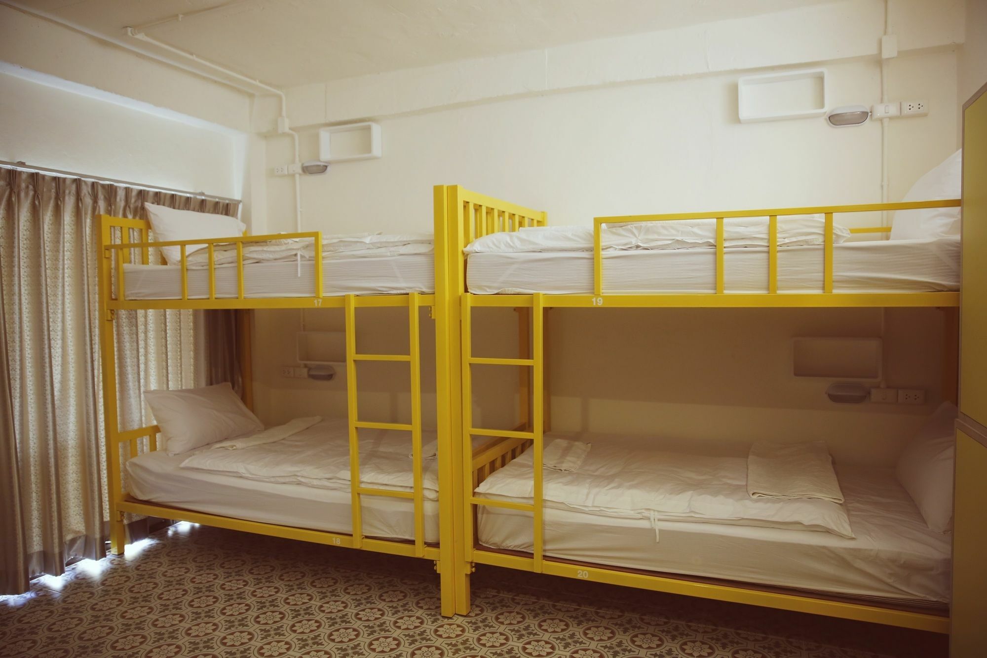Sino Hostel @ Kata Phuket Εξωτερικό φωτογραφία