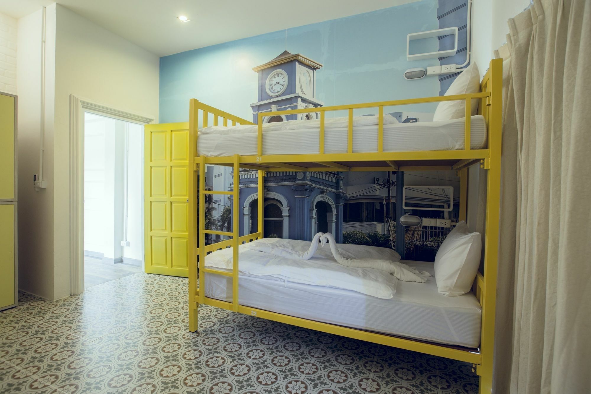 Sino Hostel @ Kata Phuket Εξωτερικό φωτογραφία