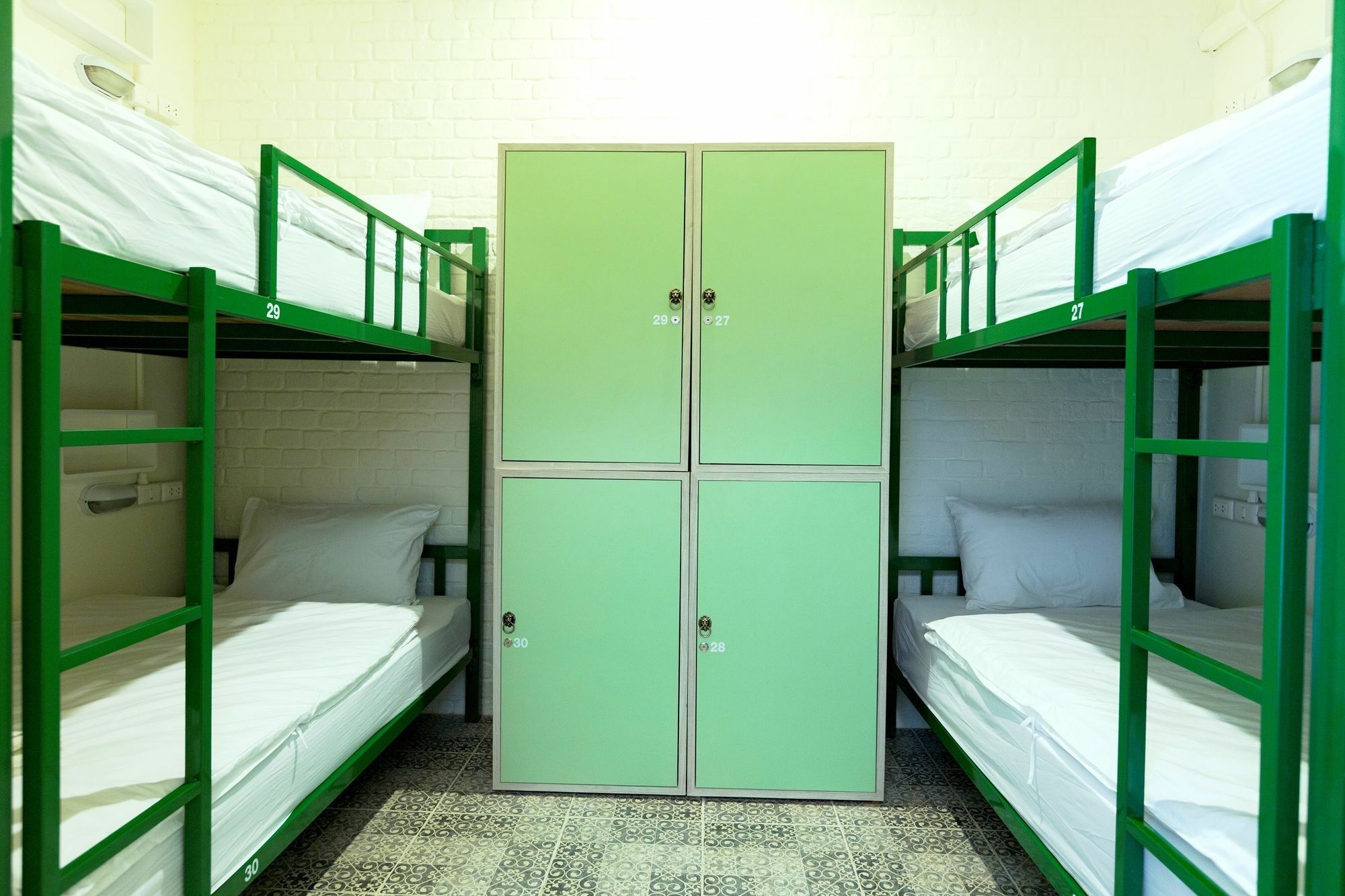 Sino Hostel @ Kata Phuket Εξωτερικό φωτογραφία